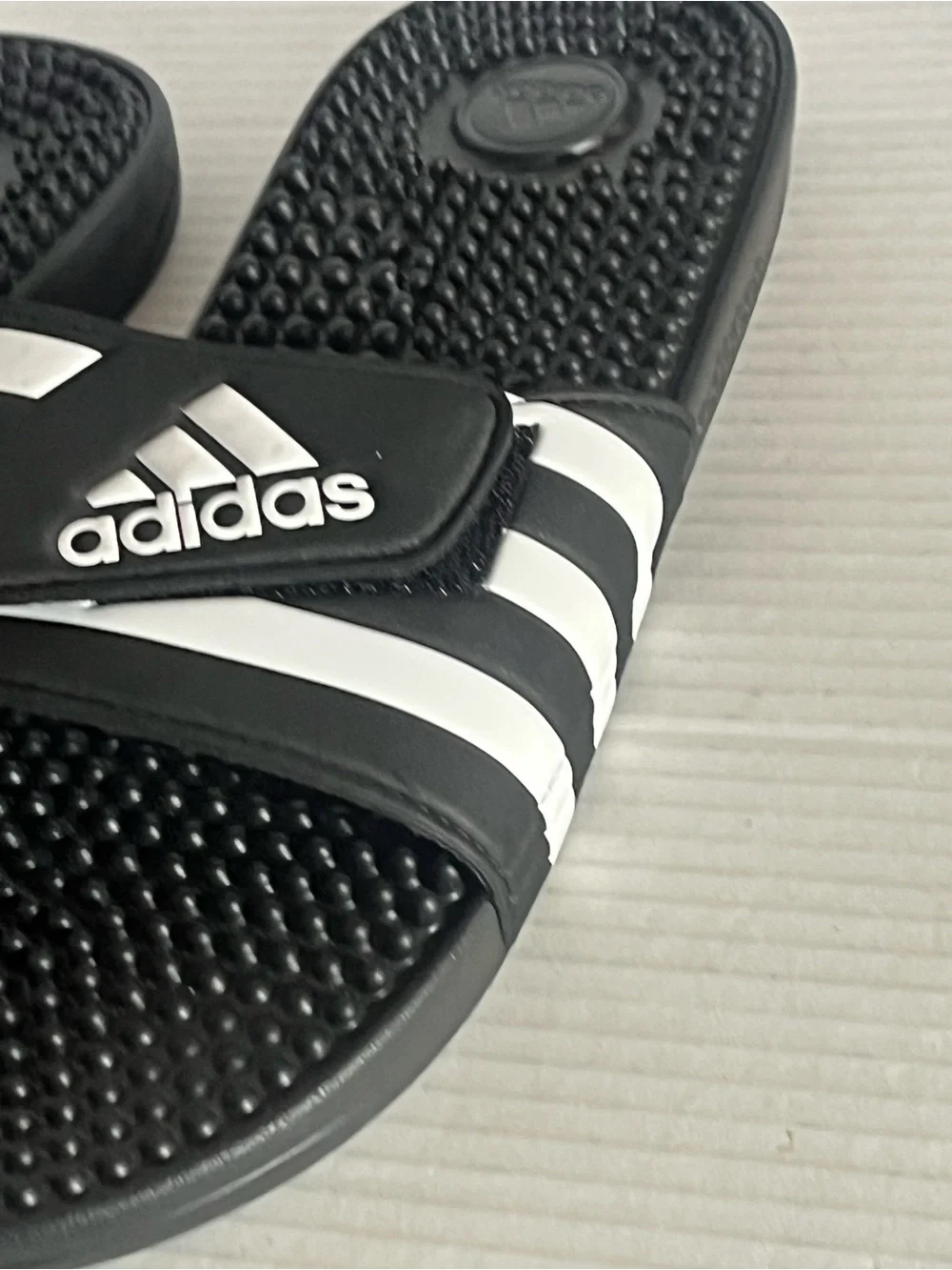 adidas slides size